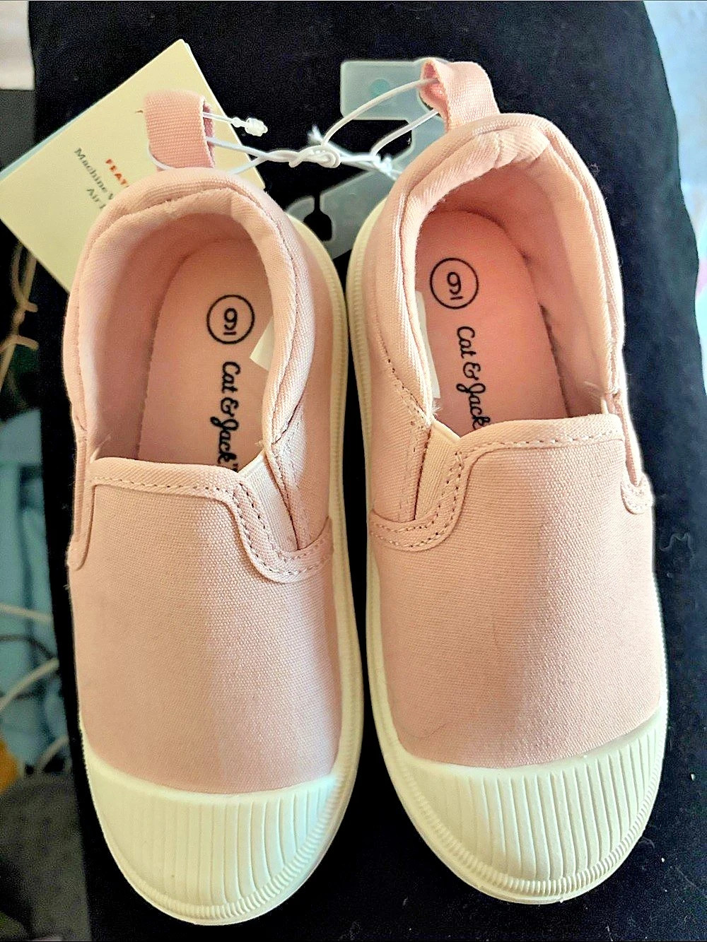 Cat & Jack Morgan Slip-On Canvas Sneakers Pink Girls US 9
